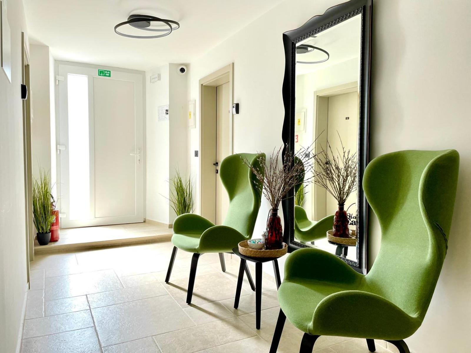 Arena Prestige Rooms 普拉 外观 照片